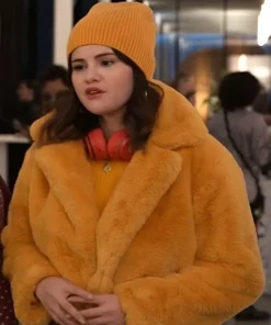 Only Murders in the Building S04 Selena Gomez Yellow Fur Jacket